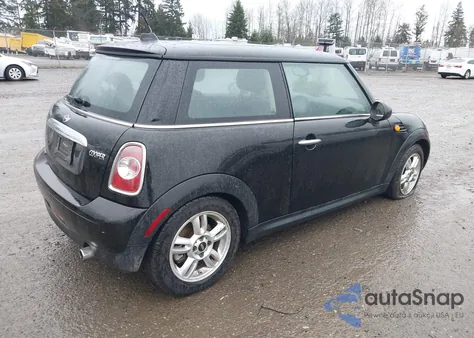 2011 Mini Cooper from USA, damaged, VIN WMWSU3C53BT098977